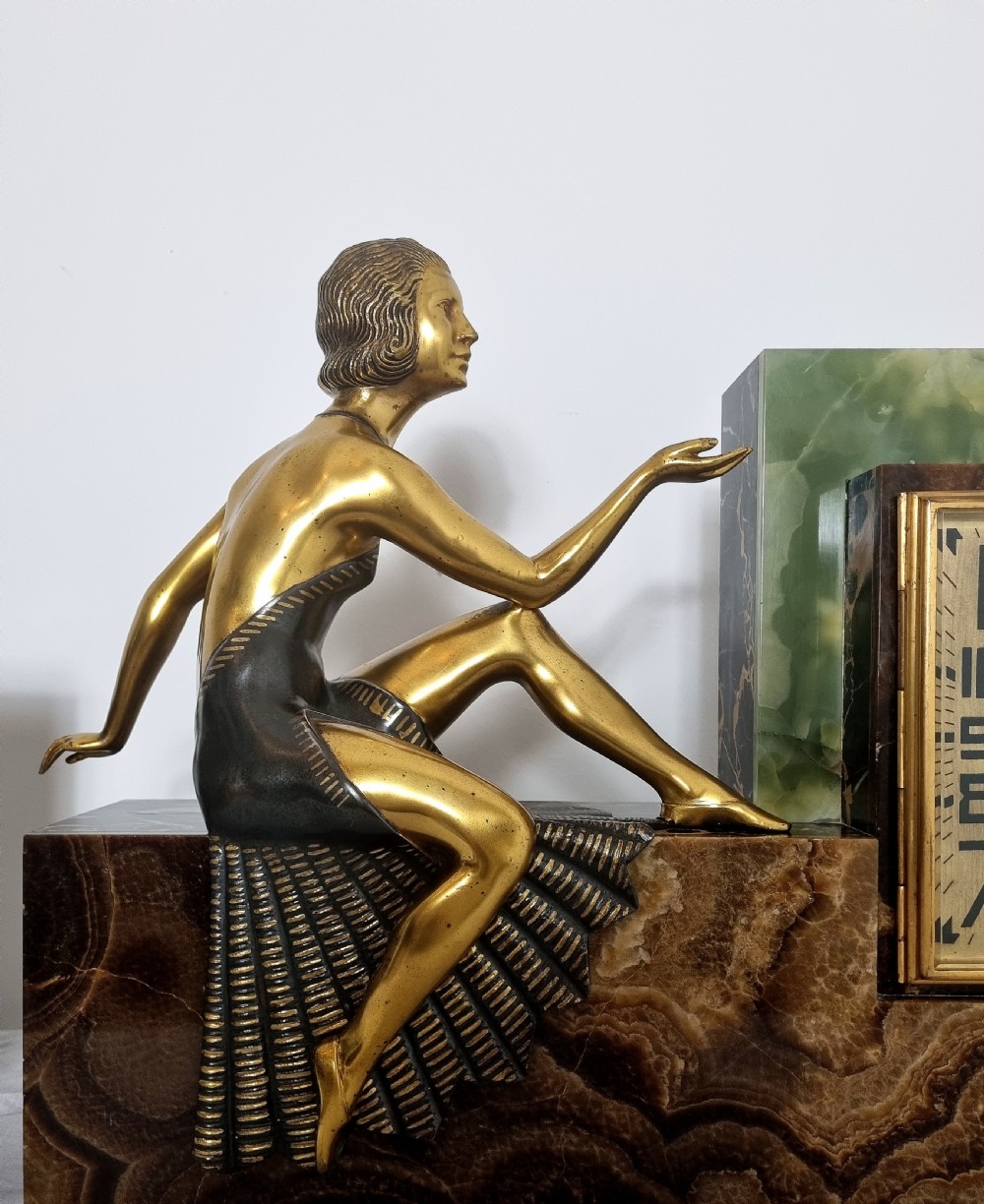 Art Deco Clock Set of Cubist Design with Bronze Lady Circa 1930 View VIII