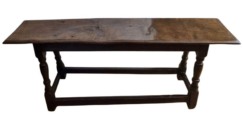 Early 17th Century Oak Bench 1630 - 1640 View VIII