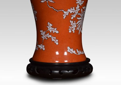 CHINESE BALUSTER FORM PORCELAIN LAMP - ADDITIONAL PHOTO 4
