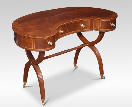Mahogany Kidney Shaped Lady’s Dressing Table
