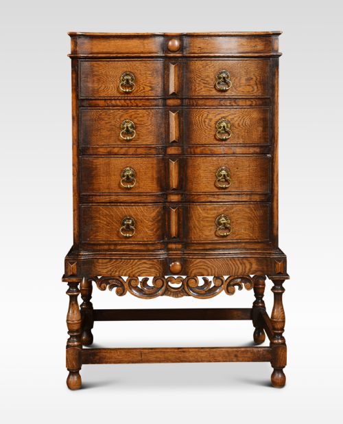 Oak Georgian Style Chest of Drawers
