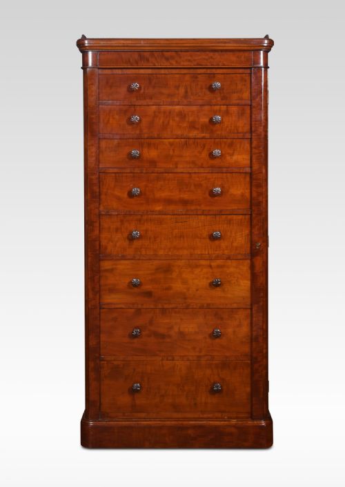 Mahogany Wellington Chest