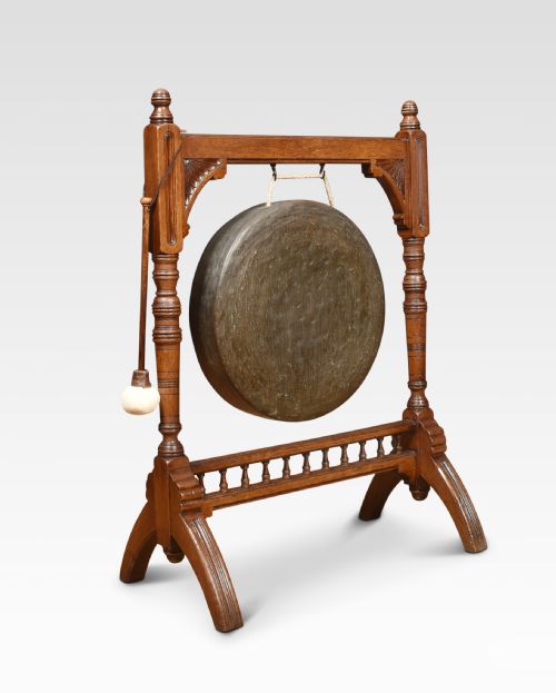 Oak Framed Dinner Gong