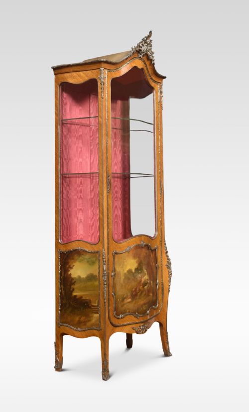 Louis XV Revival Vernis Martin Vitrine