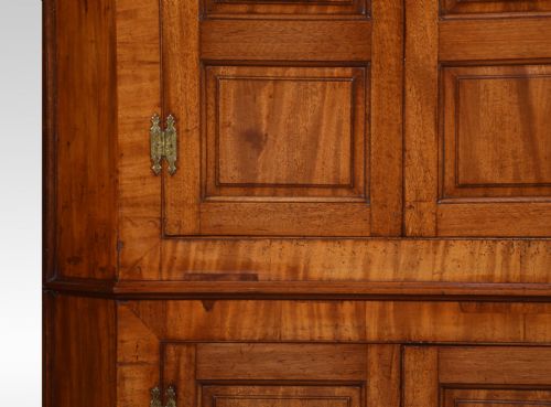 SUBSTANTIAL COUNTRY HOUSE MAHOGANY CORNER CUPBOARD - ADDITIONAL PHOTO 1