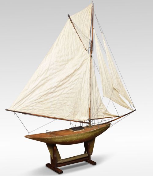 Very Large Pond Yacht