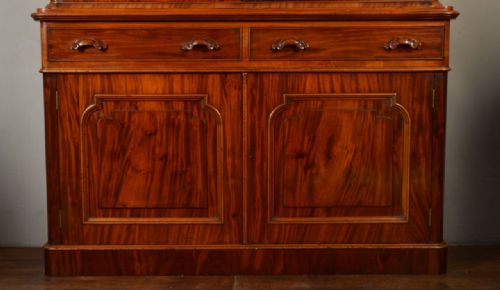 MAHOGANY TWO DOOR BOOKCASE - ADDITIONAL PHOTO 2