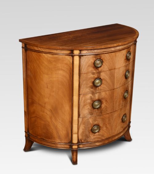 Mahogany Bow Fronted Chest of Drawers