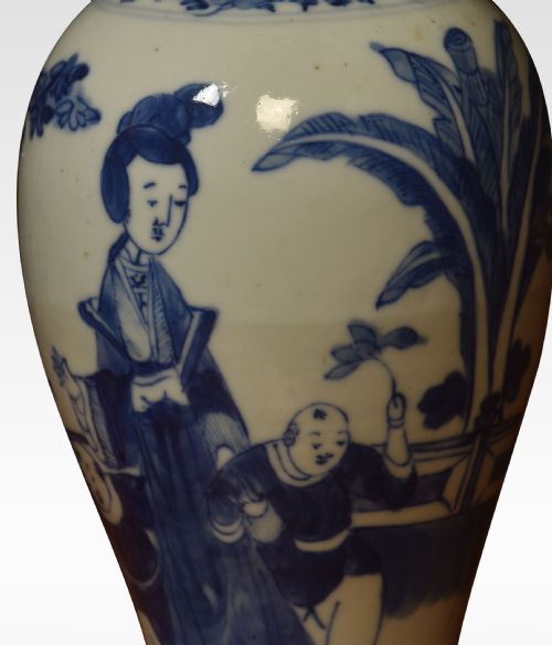 19TH CENTURY CHINESE BLUE AND WHITE VASE - ADDITIONAL PHOTO 4