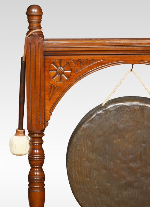 WALNUT FRAMED DINNER GONG - ADDITIONAL PHOTO 3