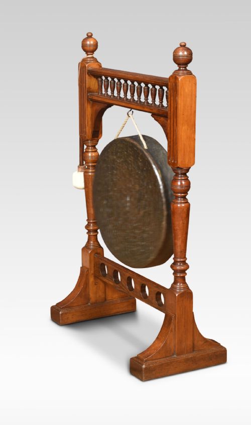EARLY 20TH CENTURY WALNUT FRAMED DINNER GONG - ADDITIONAL PHOTO 3