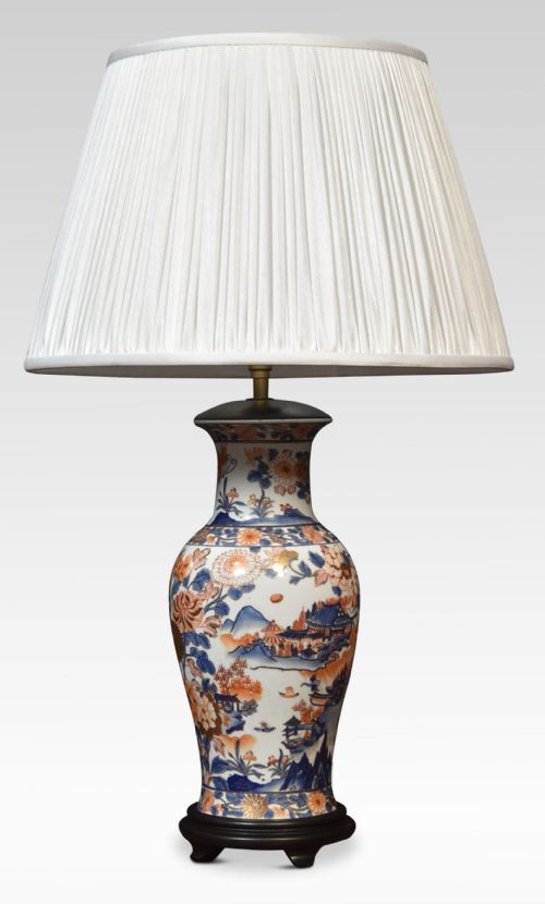 japanese imari porcelain vase lamp - CATEGORY: ANTIQUE LIGHTING - DATED 1920