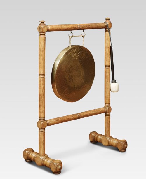 oak dinner gong - CATEGORY: ANTIQUE MISCELLANEOUS - DATED 1910