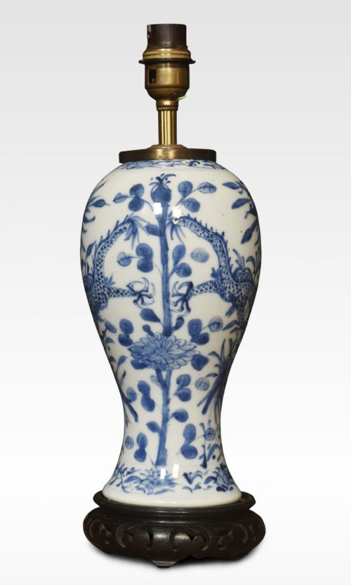 CHINESE BLUE AND WHITE VASE LAMP - ADDITIONAL PHOTO 1