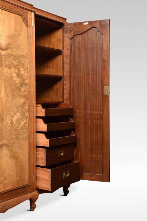 WALNUT THREE DOOR COMPACTUM WARDROBE - ADDITIONAL PHOTO 5