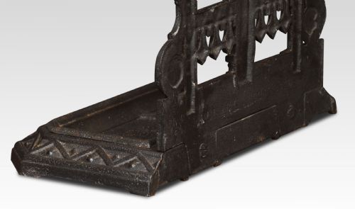 FALKIRK CAST IRON UMBRELLA STAND - ADDITIONAL PHOTO 3