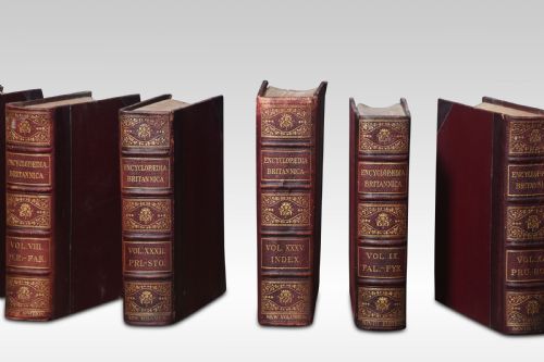 THE ENCYCLOPAEDIA BRITANNICA - ADDITIONAL PHOTO 2