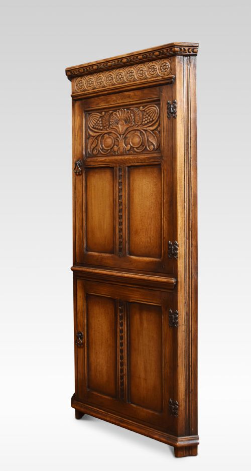 carved oak corner cupboard - CATEGORY: ANTIQUE CUPBOARDS - DATED 1910