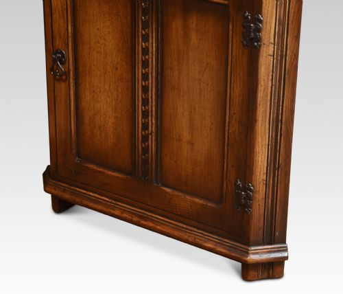 CARVED OAK CORNER CUPBOARD - ADDITIONAL PHOTO 6
