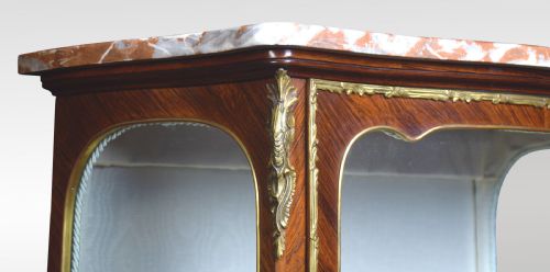 19TH CENTURY KINGWOOD AND MARQUETRY SERPENTINE VITRINE - ADDITIONAL PHOTO 3