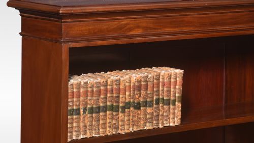 PAIR OF MAHOGANY OPEN BOOKCASES - ADDITIONAL PHOTO 1