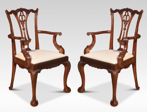 SET OF TWELVE MAHOGANY DINING CHAIRS IN CHIPPENDALE STYLE - ADDITIONAL PHOTO 1