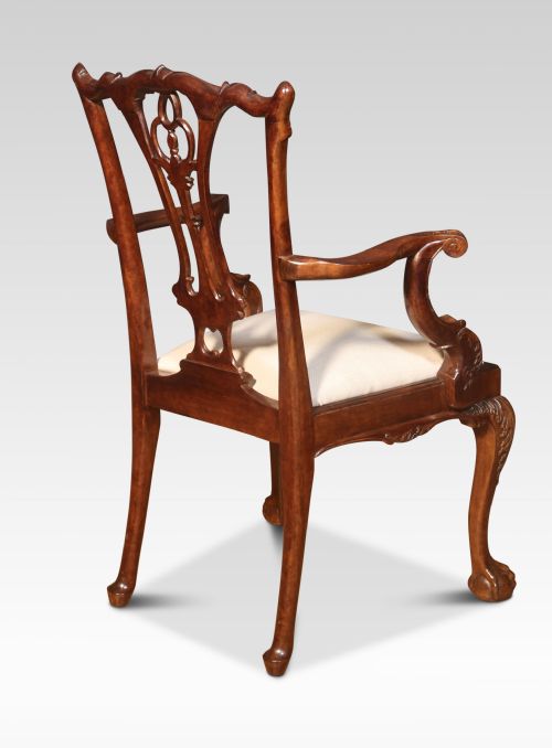 SET OF TWELVE MAHOGANY DINING CHAIRS IN CHIPPENDALE STYLE - ADDITIONAL PHOTO 4
