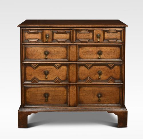 jacobean style oak chest of drawers - CATEGORY: ANTIQUE CHEST OF DRAWERS - DATED 1910