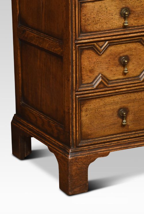 JACOBEAN STYLE OAK CHEST OF DRAWERS - ADDITIONAL PHOTO 5