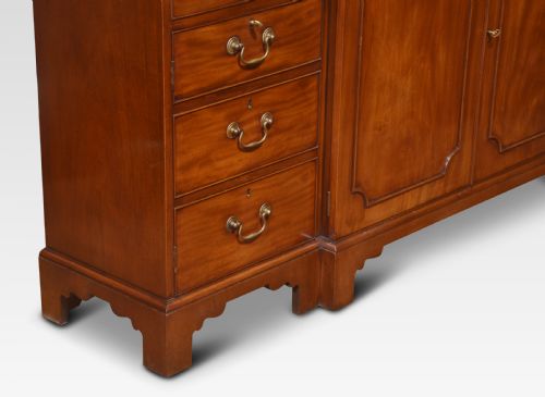 MAHOGANY BREAKFRONT SIDEBORD - ADDITIONAL PHOTO 6