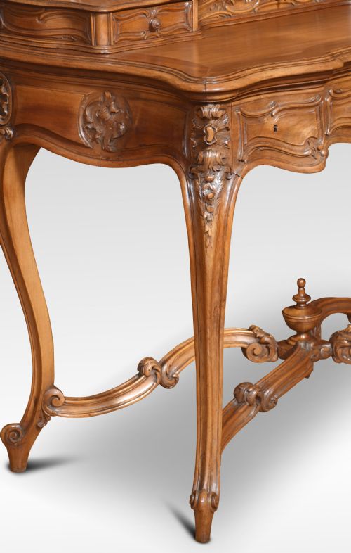 WALNUT DRESSING TABLE - ADDITIONAL PHOTO 5