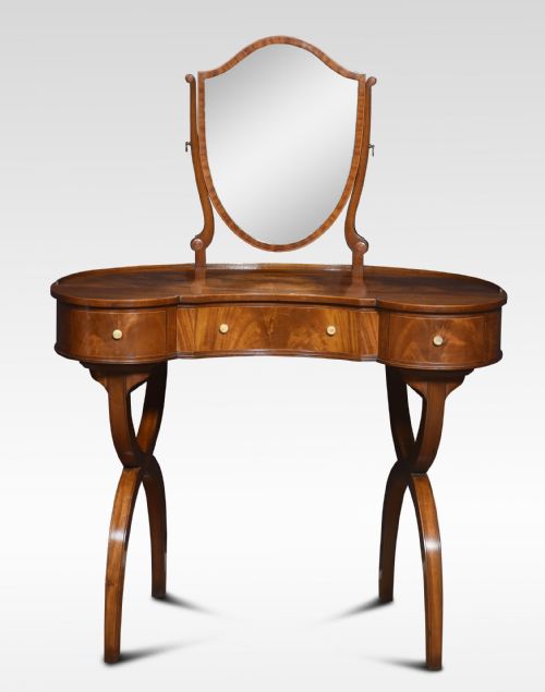 MAHOGANY KIDNEY SHAPED LADYS DRESSING TABLE - ADDITIONAL PHOTO 1