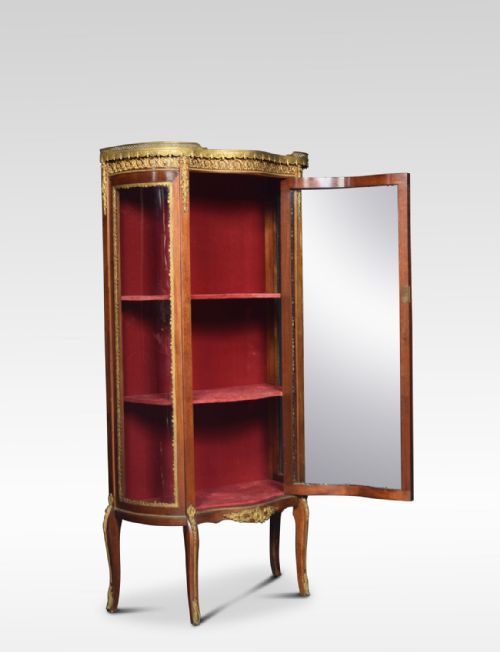 SERPENTINE FRONTED DISPLAY CABINET OF SMALL PROPORTIONS - ADDITIONAL PHOTO 5