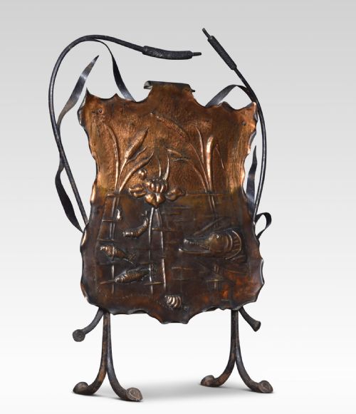 UNUSUAL 19TH CENTURY COPPER EMBOSSED FIRE SCREEN - ADDITIONAL PHOTO 1