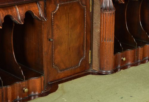 EARLY 20TH CENTURY MAHOGANY BUREAU - ADDITIONAL PHOTO 2