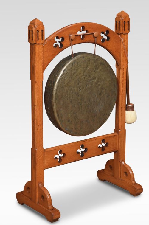 gothic brass and oak dinner gong - CATEGORY: ANTIQUE MISCELLANEOUS - DATED 1900