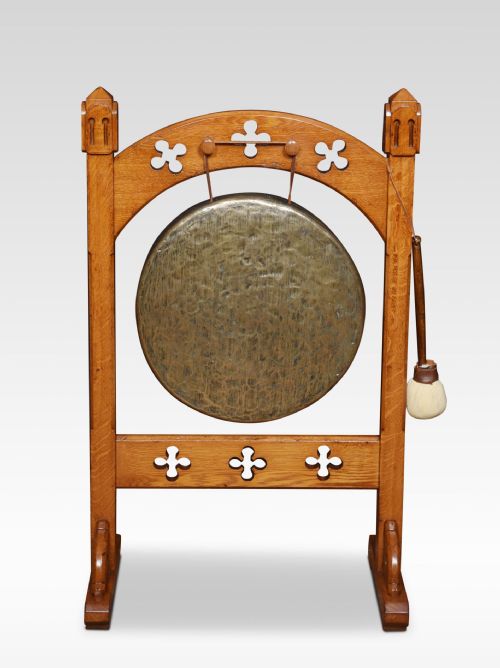 GOTHIC BRASS AND OAK DINNER GONG - ADDITIONAL PHOTO 3