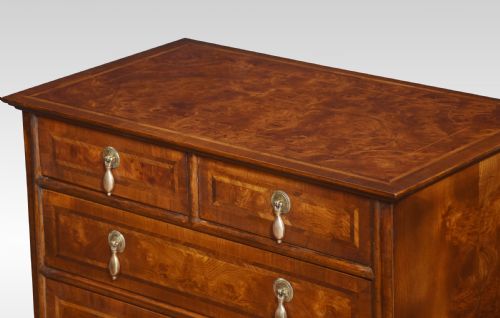 PAIR OF BACHELORS FIGURED WALNUT CHEST OF DRAWERS - ADDITIONAL PHOTO 3