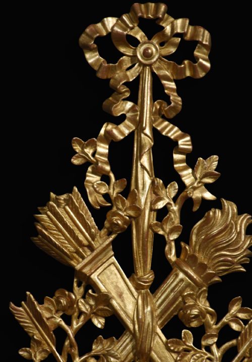PAIR OF GILTWOOD THREE LIGHT WALL APPLIQUS - ADDITIONAL PHOTO 2