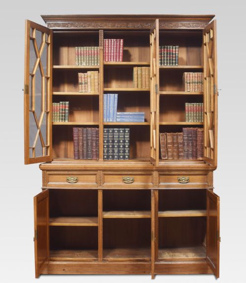 OAK THREE DOOR BOOKCASE - ADDITIONAL PHOTO 2