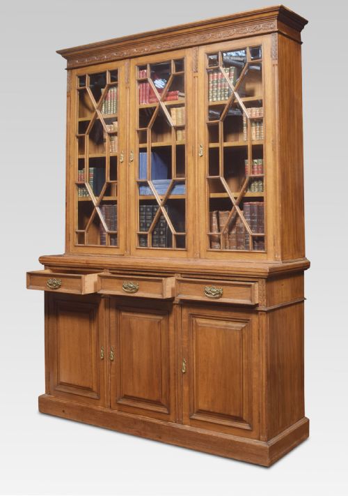 OAK THREE DOOR BOOKCASE - ADDITIONAL PHOTO 3