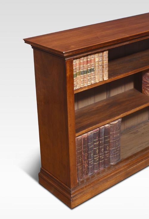 PAIR OF WALNUT DWARF OPEN BOOKCASES - ADDITIONAL PHOTO 6