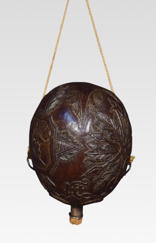 19TH CENTURY CARVED BUG BEAR COCONUT FLASK - ADDITIONAL PHOTO 3