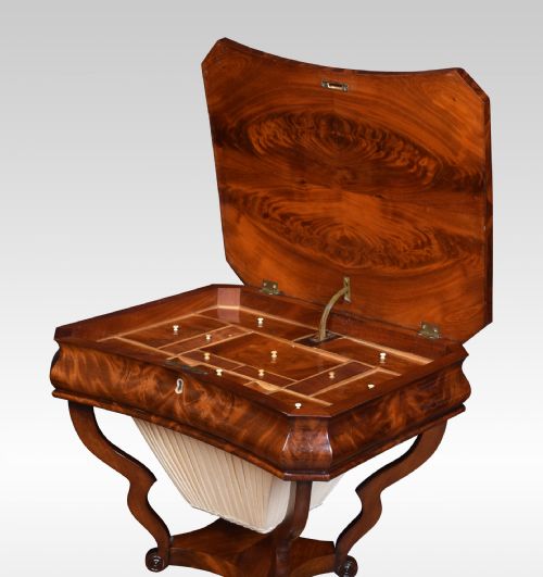 MAHOGANY WORK TABLE - ADDITIONAL PHOTO 6