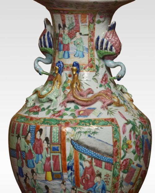 CANTONESE FAMILLE ROSE VASES - ADDITIONAL PHOTO 4