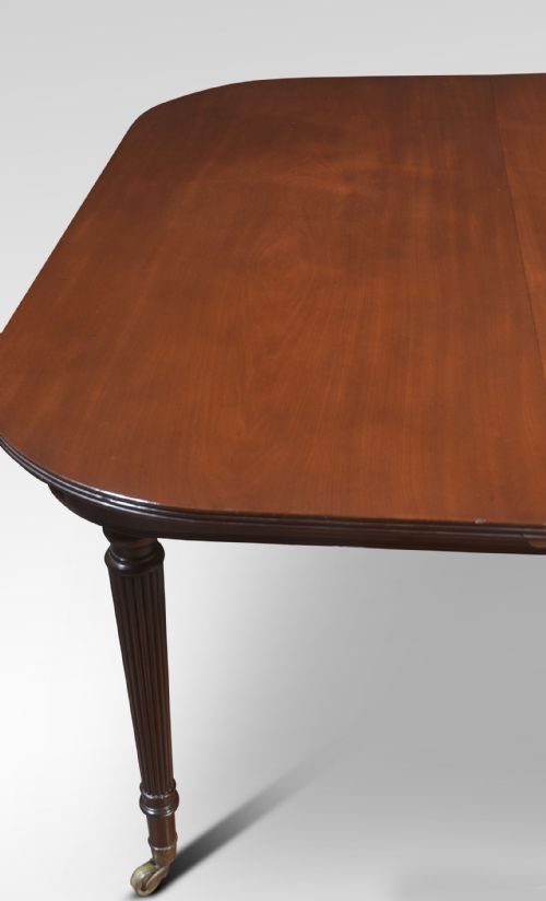 AN IMPERIAL ACTION MAHOGANY EXTENDING DINING TABLE ATTRIBUTED TO GILLOWS - ADDITIONAL PHOTO 2