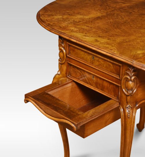 FIGURED WALNUT WORK TABLE - ADDITIONAL PHOTO 5