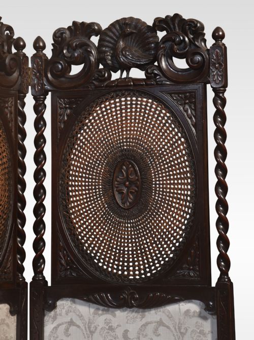 19TH CENTURY OAK THREEPANEL FOLDING SCREEN - ADDITIONAL PHOTO 2