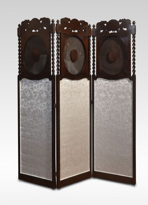 19TH CENTURY OAK THREEPANEL FOLDING SCREEN - ADDITIONAL PHOTO 4