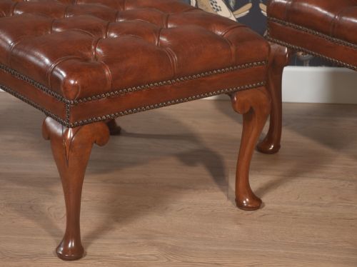 PAIR OF LEATHER UPHOLSTERED STOOLS - ADDITIONAL PHOTO 1